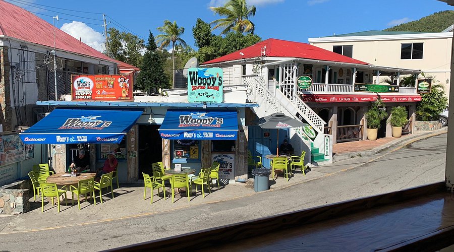 Cruz Bay dining - island atmosphere and local eateries