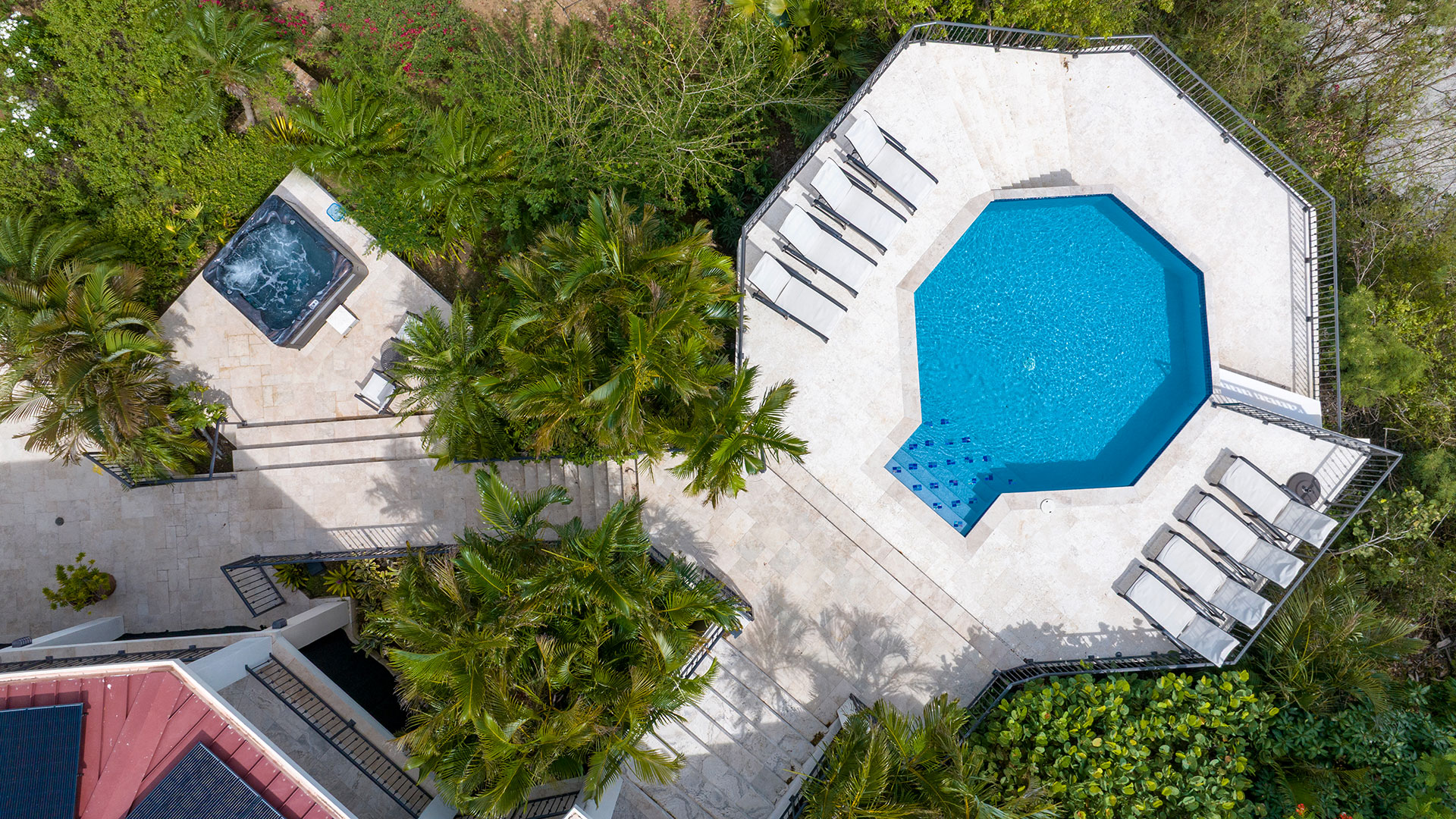 Island Rider private pool and sun deck