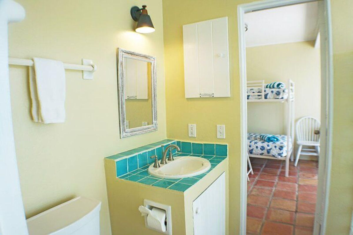 Reef Break Vista air-conditioned bedroom with king bed