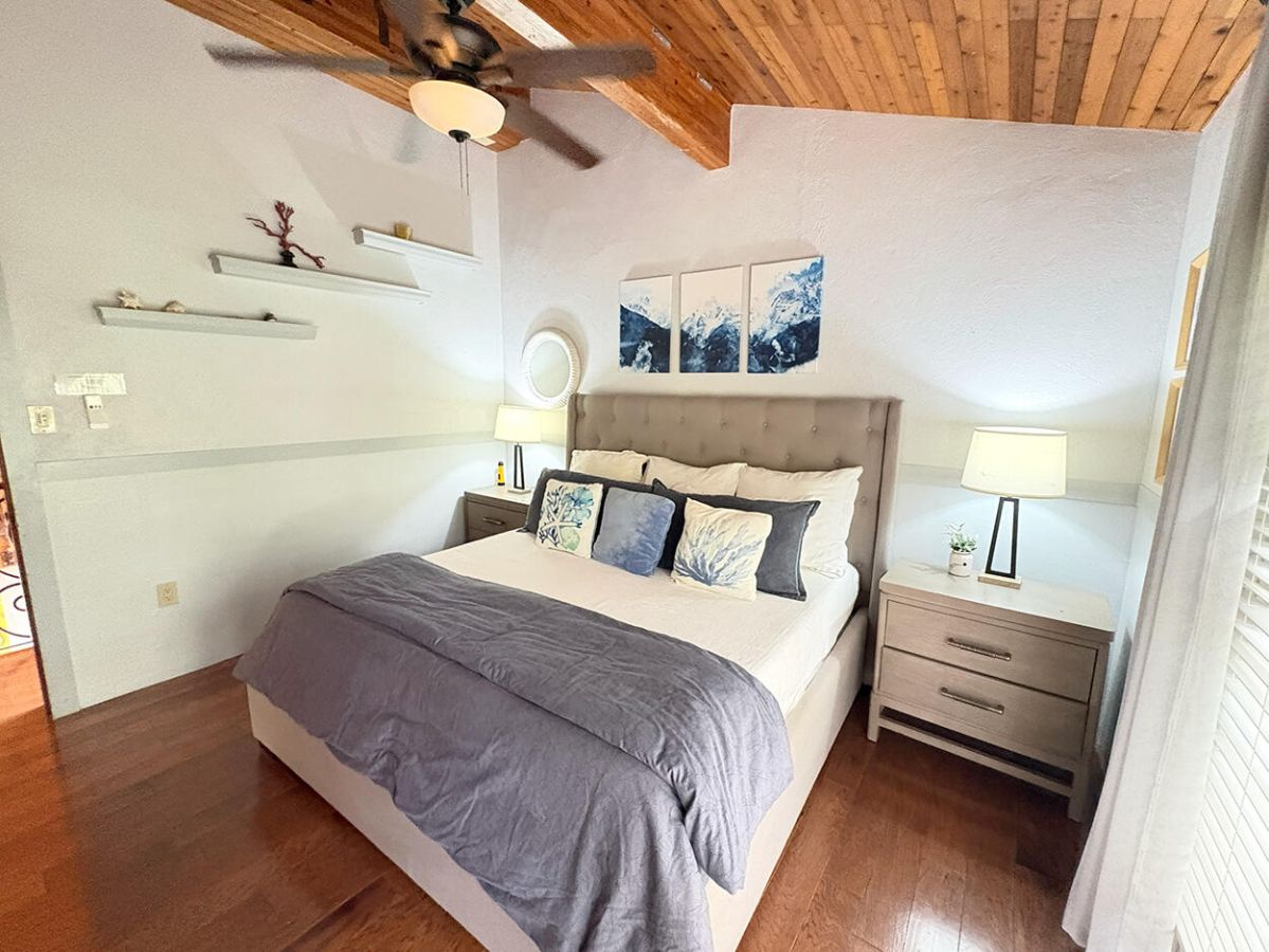 Seaside Breeze open floor plan living and dining