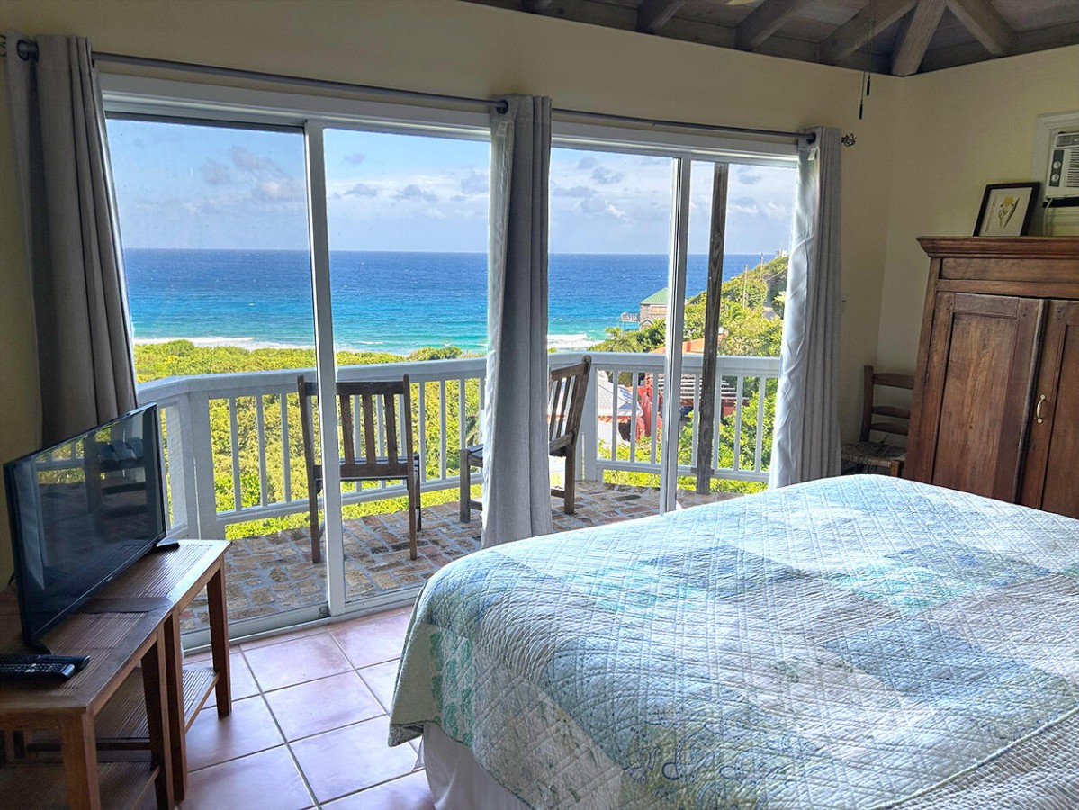 Surfside dining room with Caribbean sea views