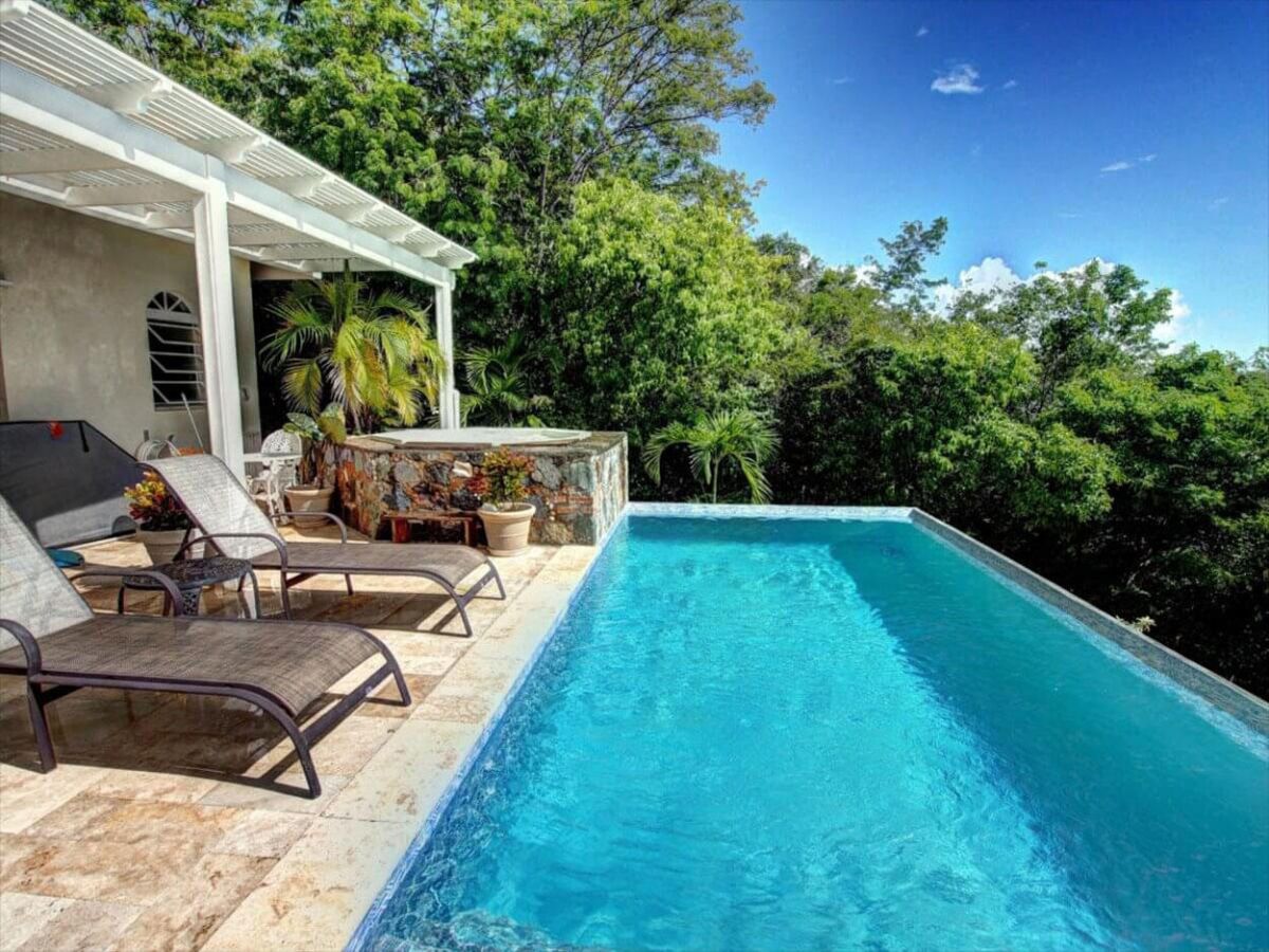 Villa Splendore outdoor living area with sunset views