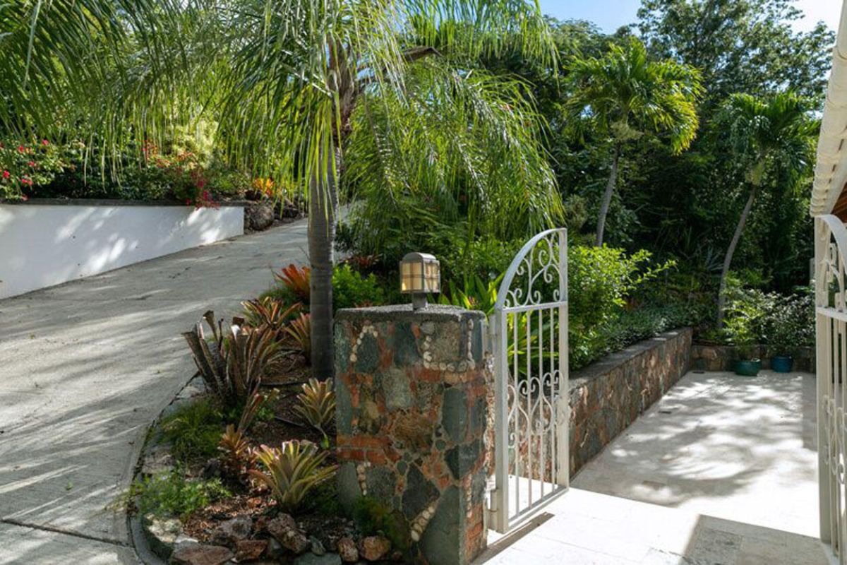 Villa Splendore sunset terrace with panoramic views