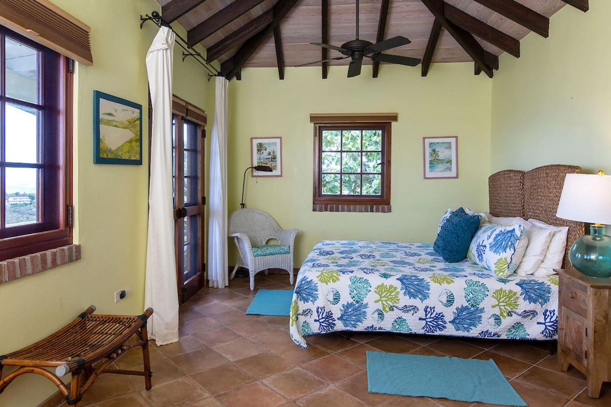 Vista Caribe guest bedroom with garden view